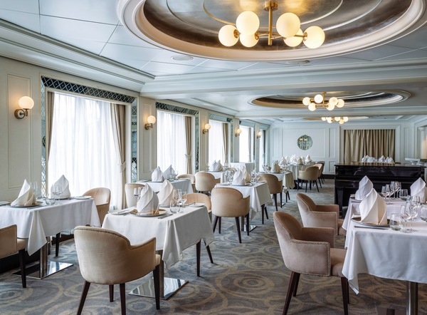 Marella Cruises Marella Explorer 2 The Dining Club Interior ©Ben Waller.jpg